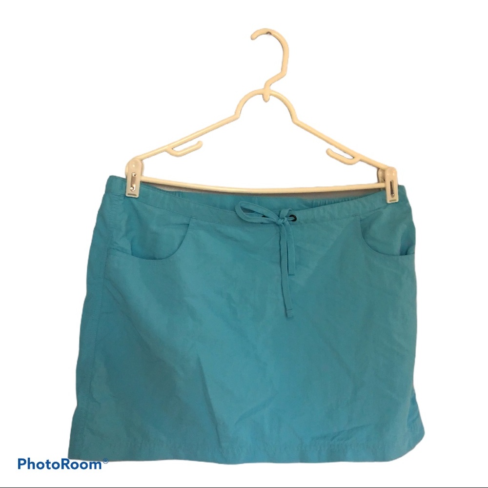L.L bean WOMENS blue mini tennis skirt size large